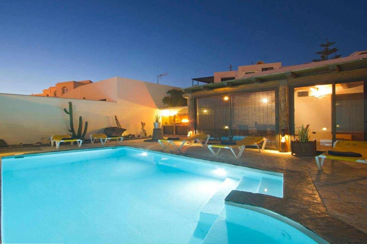 V Princesa Piscina Con Piscina Climatizada Y Bbq Puerto del Carmen  Ngoại thất bức ảnh